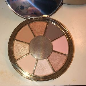 Tarte eyeshadow pallet NEVER USED